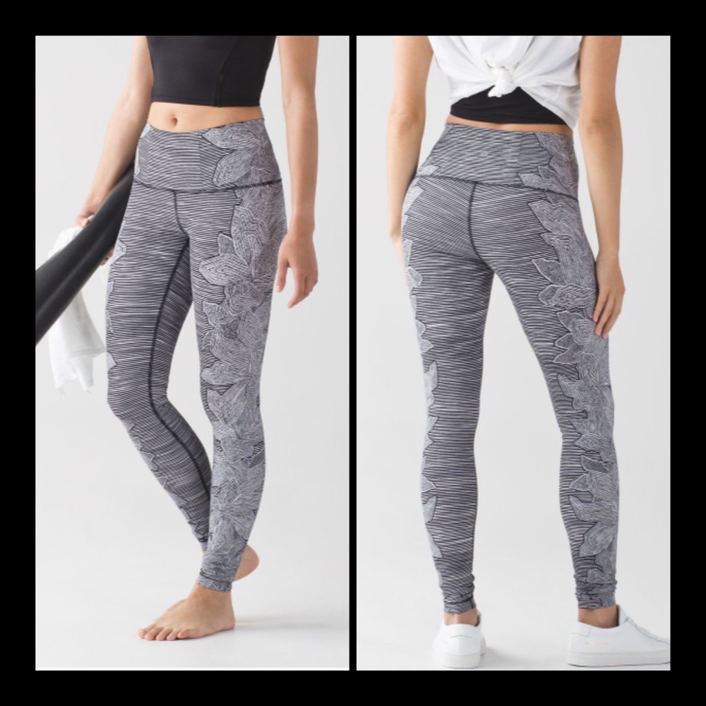 Lululemon Wunder Under Black and White High Rise Pant 28 - Picture 2 of 9